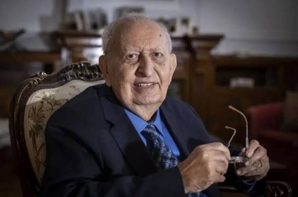 Türkiyə parlamentinin sabiq sədri vəfat etdi